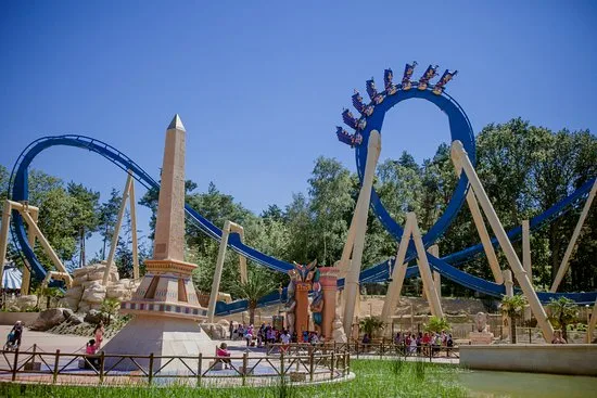 Parc Astérix: A Gallic Adventure Without Queues with a Russian-Speaking Guide (6h)