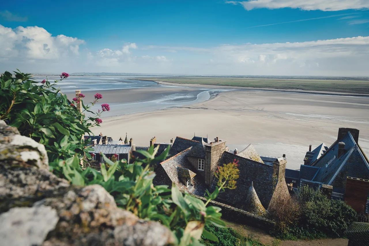 Grand Adventure in Normandy and Brittany: From Monet to Mont Saint-Michel (4 days)