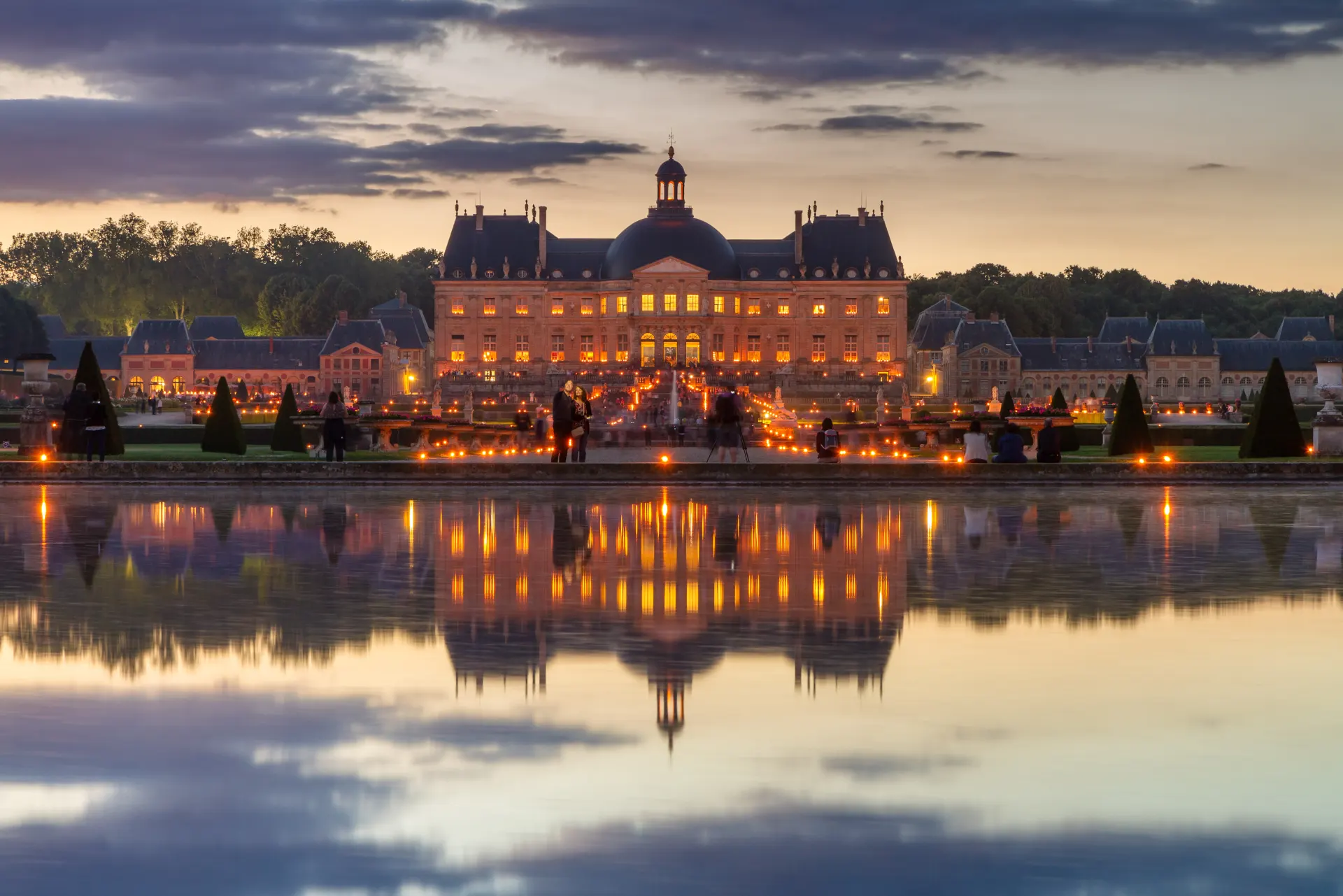 Vaux-le-Vicomte Castle Tour: The Story That Inspired Versailles (5h)