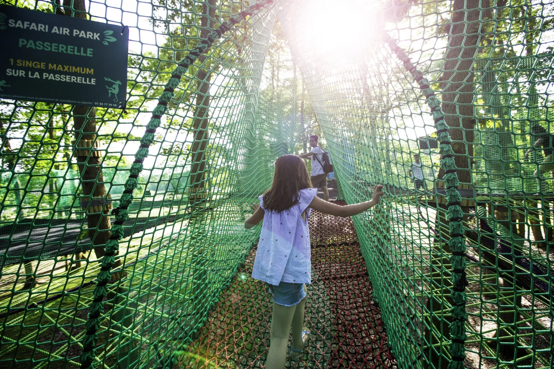 Thoiry Safari Park: An Encounter with Wildlife and the Secrets of an Ancient Castle (5h)