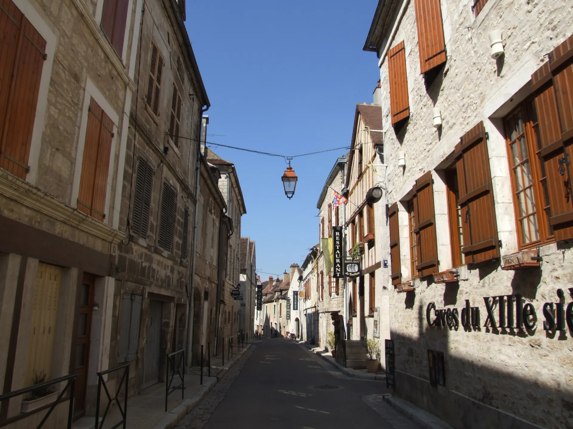 Two-Day Trip to Burgundy and Champagne: A Taste of France