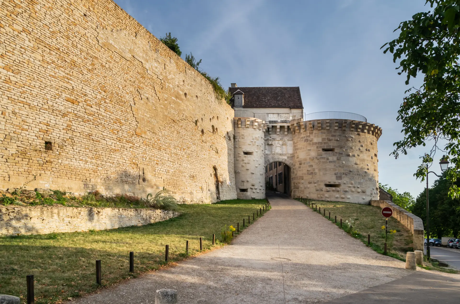 Two-Day Trip to Burgundy and Champagne: A Taste of France