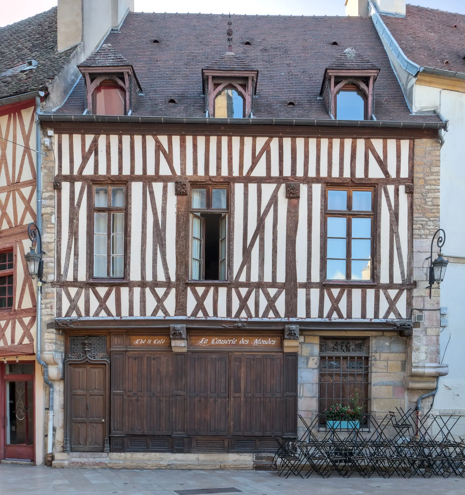 Two-Day Trip to Burgundy and Champagne: A Taste of France